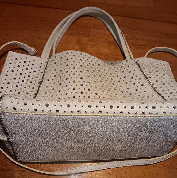 BOTKIER Elegant White Perforated Tote Bag in EUC Comes w Detachable Wristlet - Picture 1 of 17